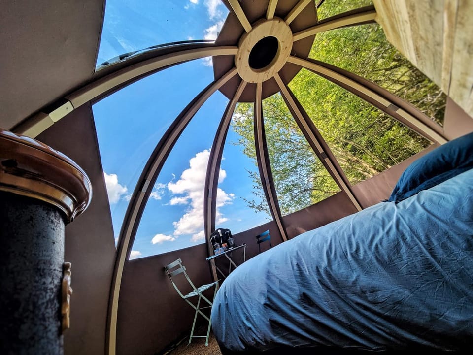Les Renardières - Usson en Forez Campground/ 
RV Resort in Auvergne-Rhône-Alpes