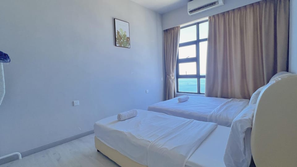 JQ Unity Homestay 2 High Floor Seaview Netflix 6pax Apartment in Kota Kinabalu
