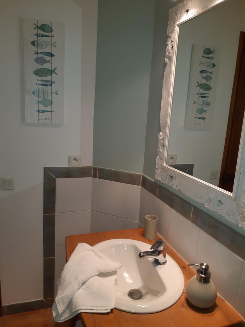 Shower, Bathroom, towels