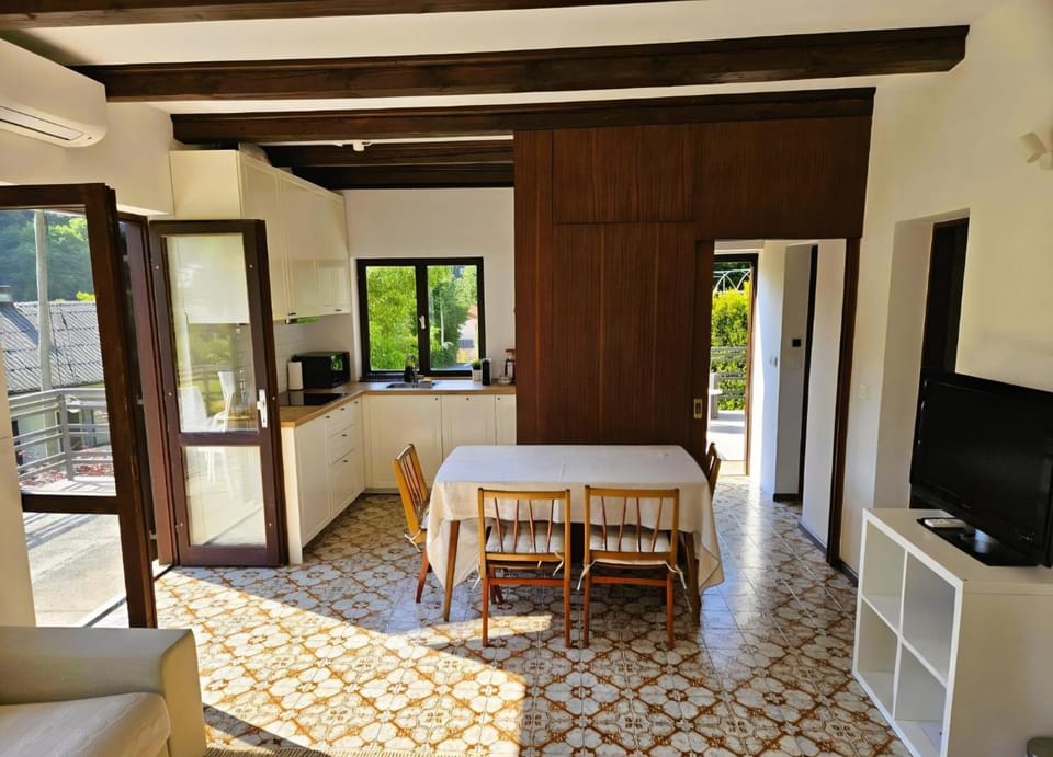 Kitchen or kitchenette, Living room, Dining area
