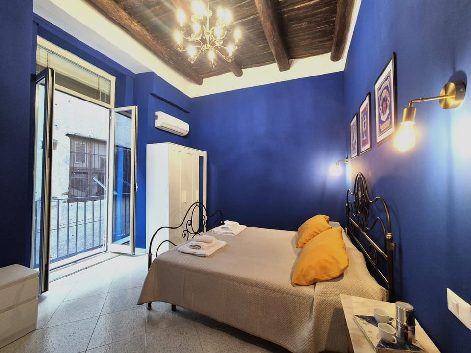 TV and multimedia, Photo of the whole room, Bedroom, air conditioner