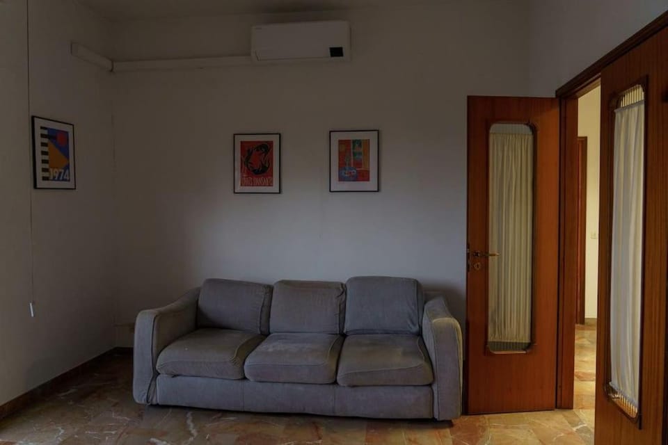 Fanciful 2-BR outside ZTL Apartment in Florence