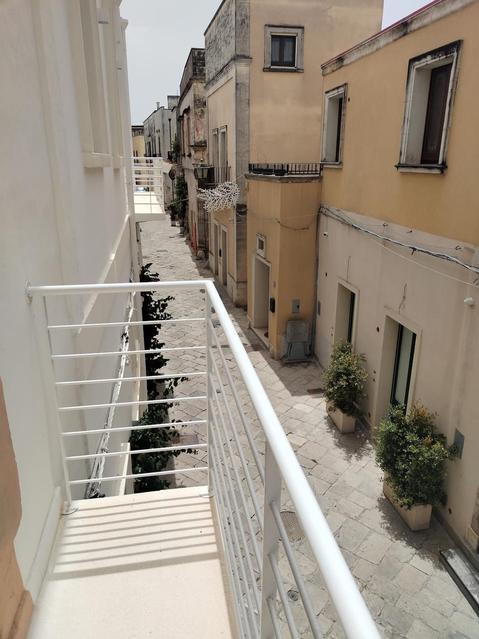 Neighbourhood, Street view