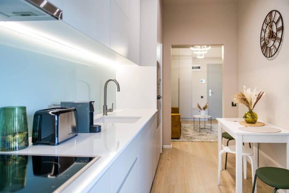 Paradisio Urban Studio - Private Parking,AC,Smart Apartment in Cluj-Napoca