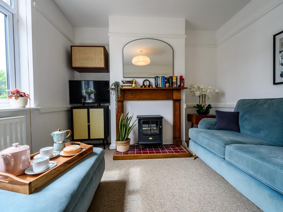 3 Bedroom home within walking distance of town - Pass the Keys House in Shrewsbury