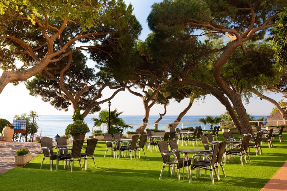 Patio, Garden, View (from property/room), Balcony/Terrace, Lounge or bar