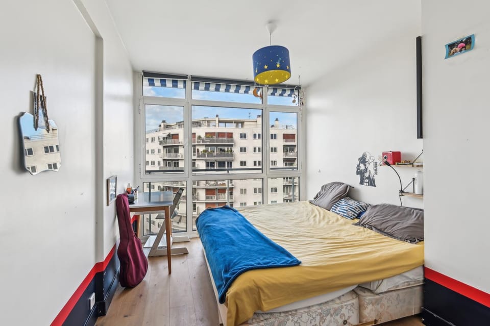 Atypique appartement avec vue sur la Tour Eiffel by Weekome Apartment in Paris