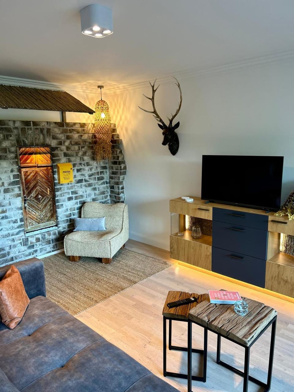 Communal lounge/ TV room, TV and multimedia
