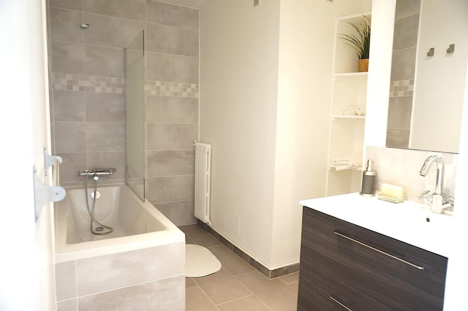 Montparnasse 1BDR Apartment hotel in Paris