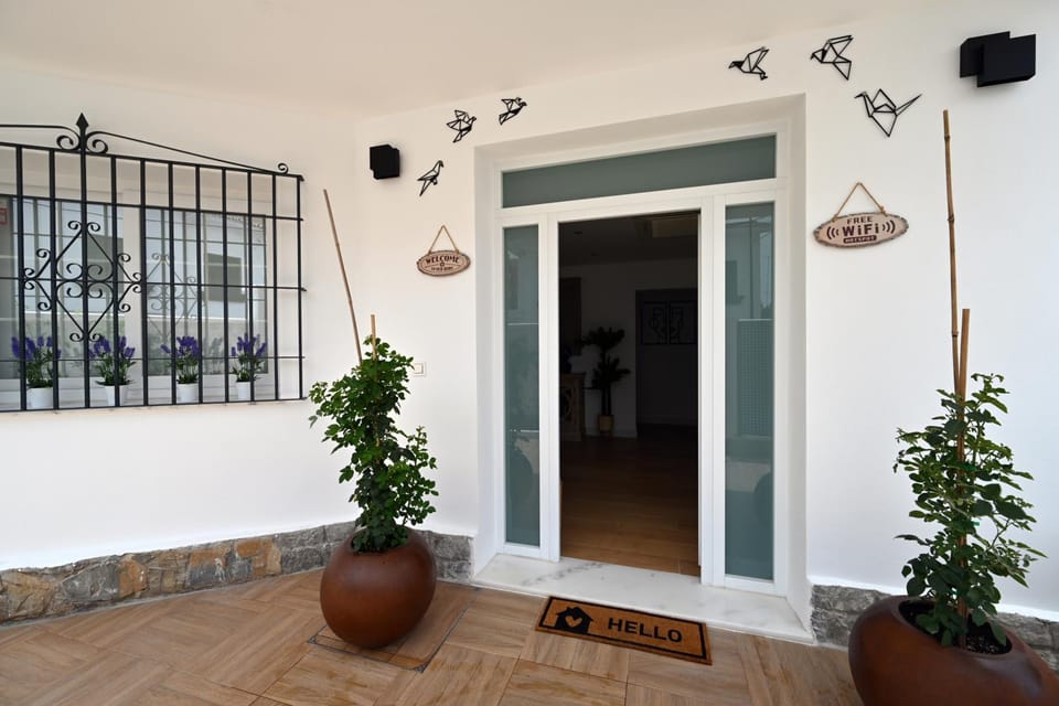 Lobby or reception, Decorative detail