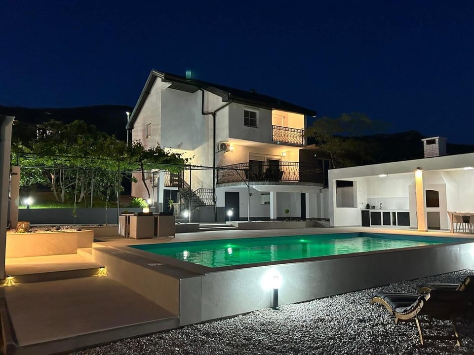 Villa SIAA Villa in Federation of Bosnia and Herzegovina