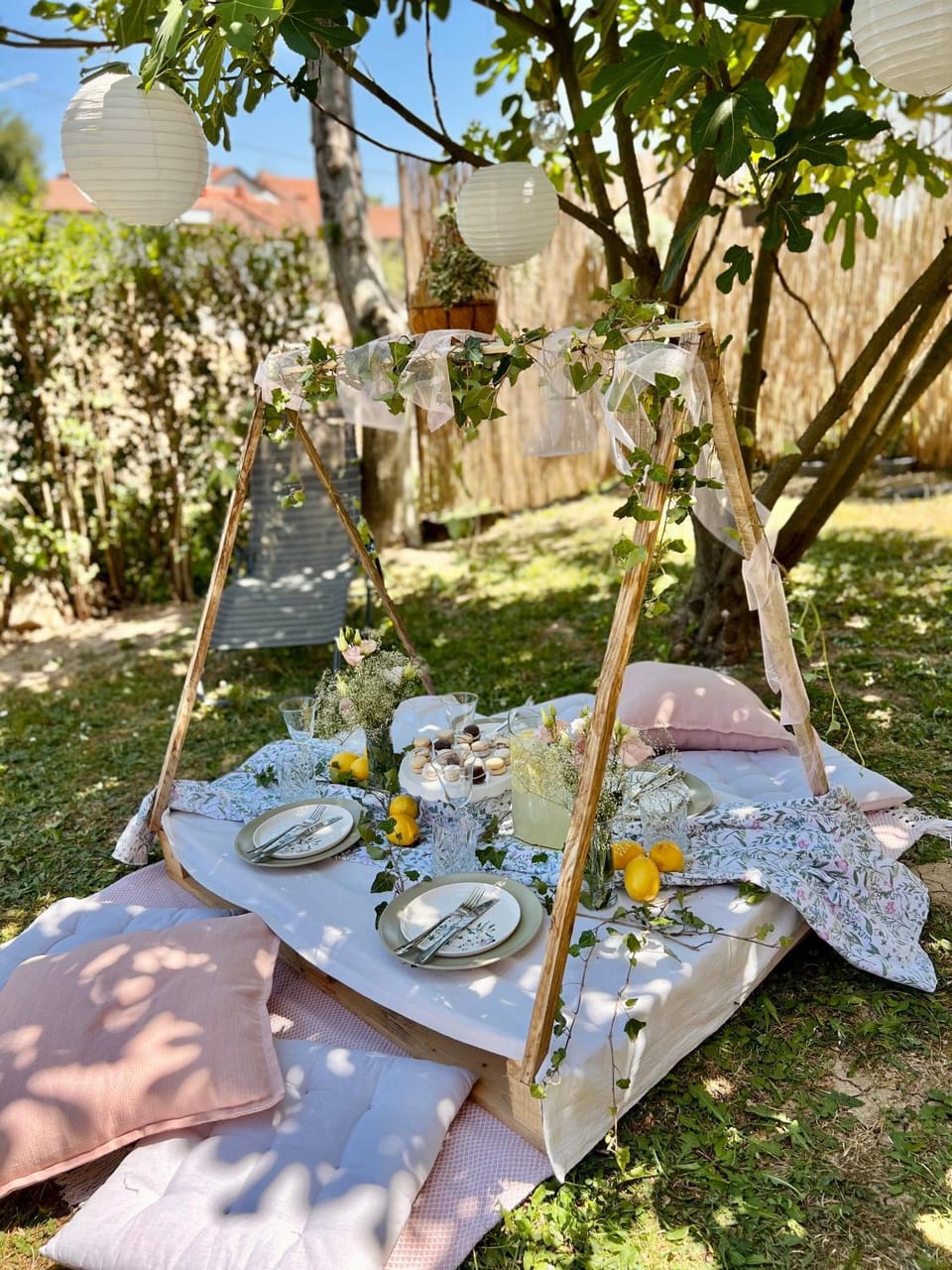 Patio, Spring, Day, Garden, Food, Garden view
