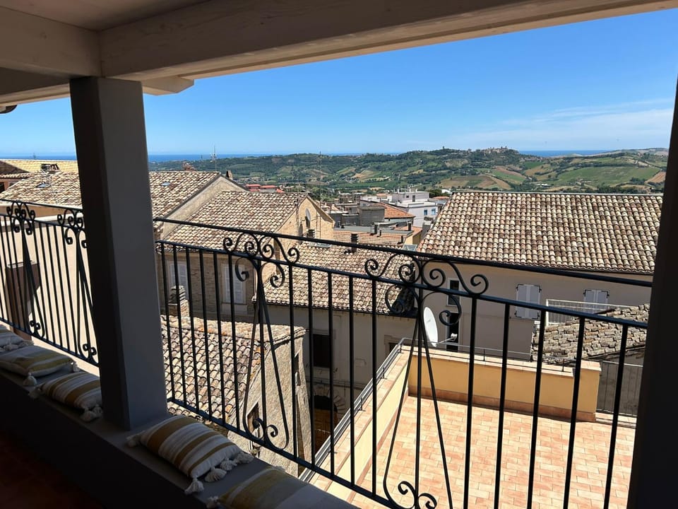 View (from property/room), Balcony/Terrace