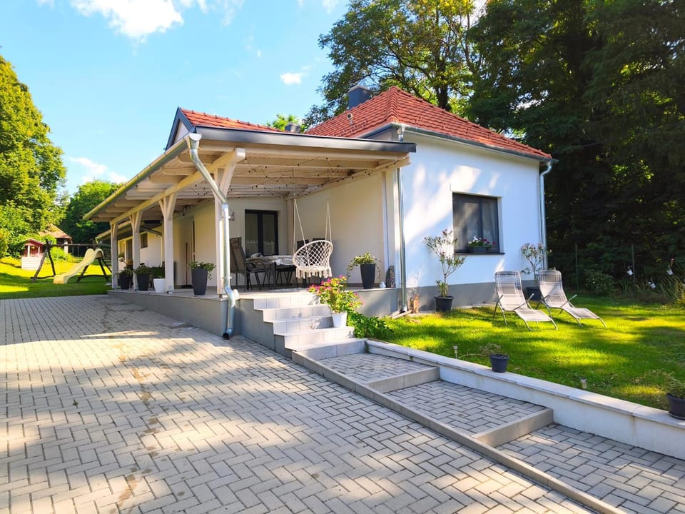 Búj-Lak Vendégház Apartment in Hungary