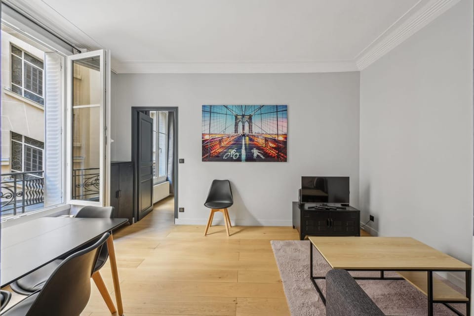 Terne Maillot - Gaston Bertandeau 1dbr Apartment in Paris