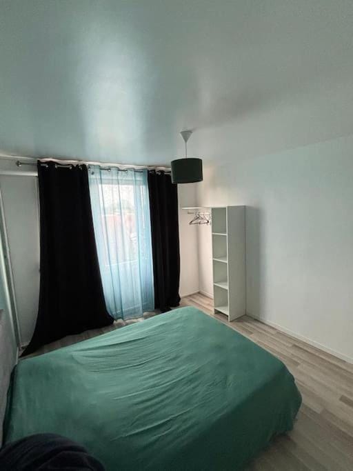 2 chambres proche centre-ville Apartment in Hauts-de-France
