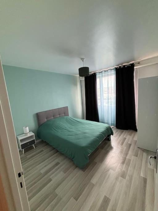 2 chambres proche centre-ville Apartment in Hauts-de-France