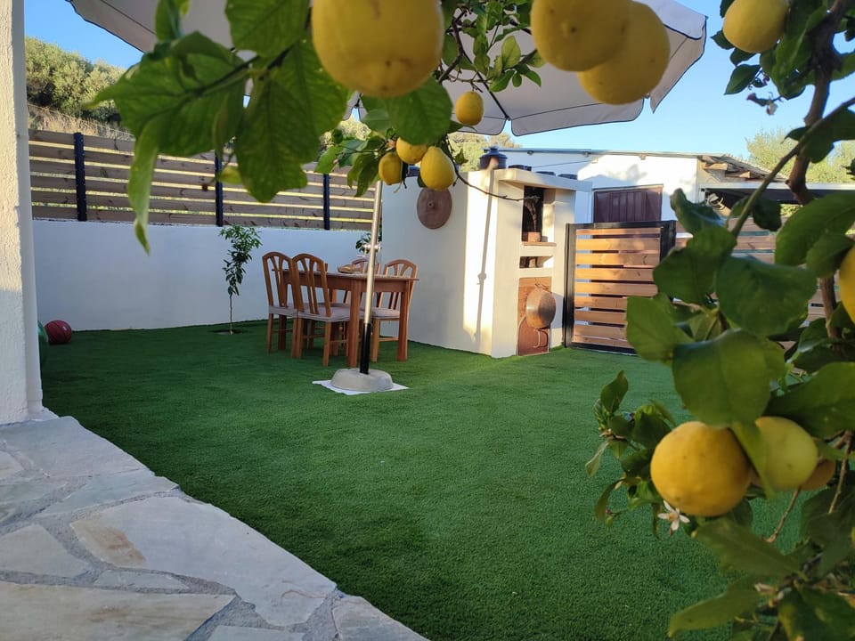 Kamara village house with private pool House in Crete