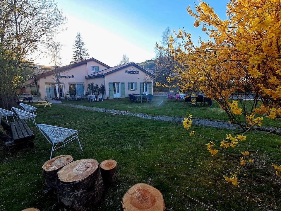 Gite des Monges Hotel in Provence-Alpes-Côte d'Azur