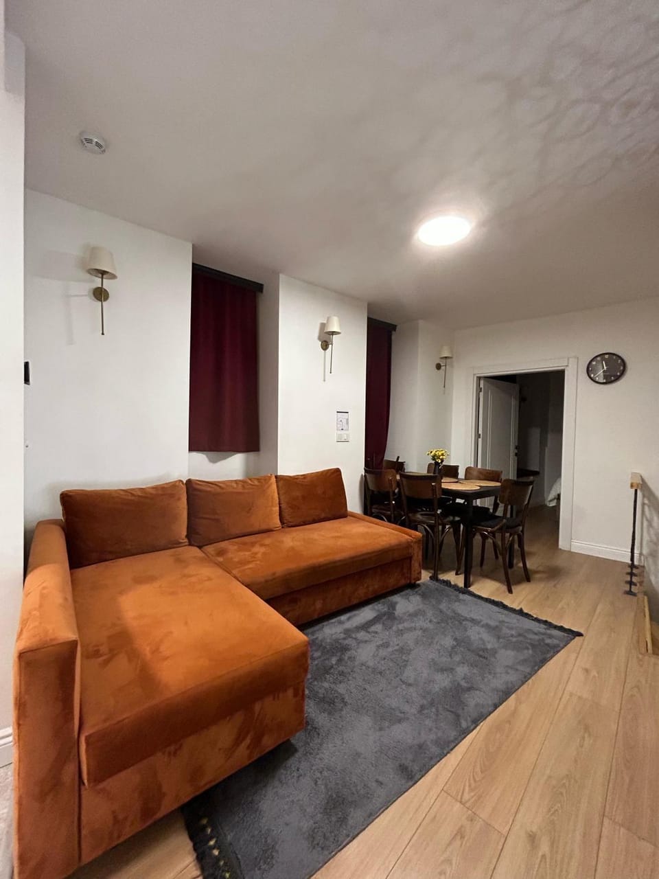 Living room, Seating area, Dining area