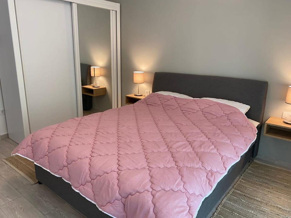 Bed, Bedroom, wardrobe