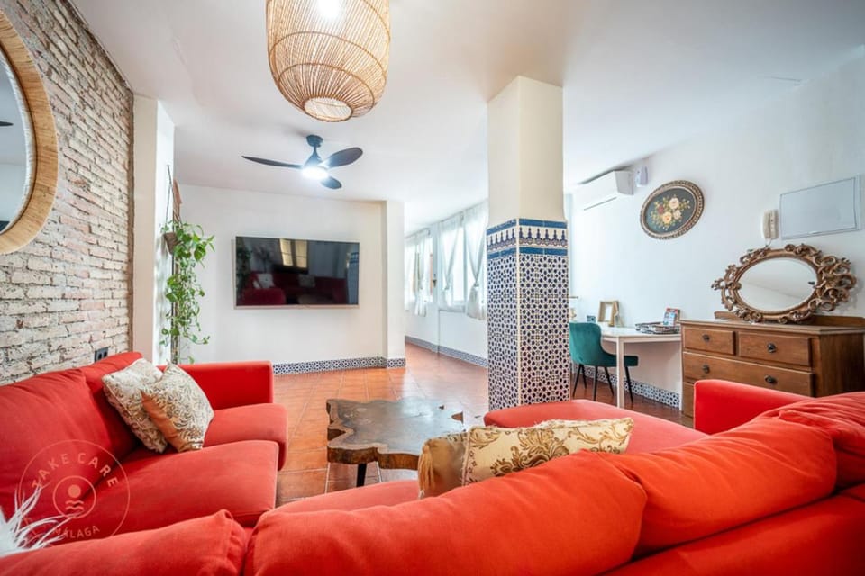 Communal lounge/ TV room, Living room