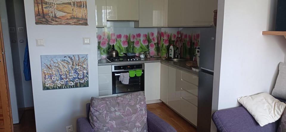 mieszkanie 1-4 soby targówek blisko metra Apartment in Warsaw