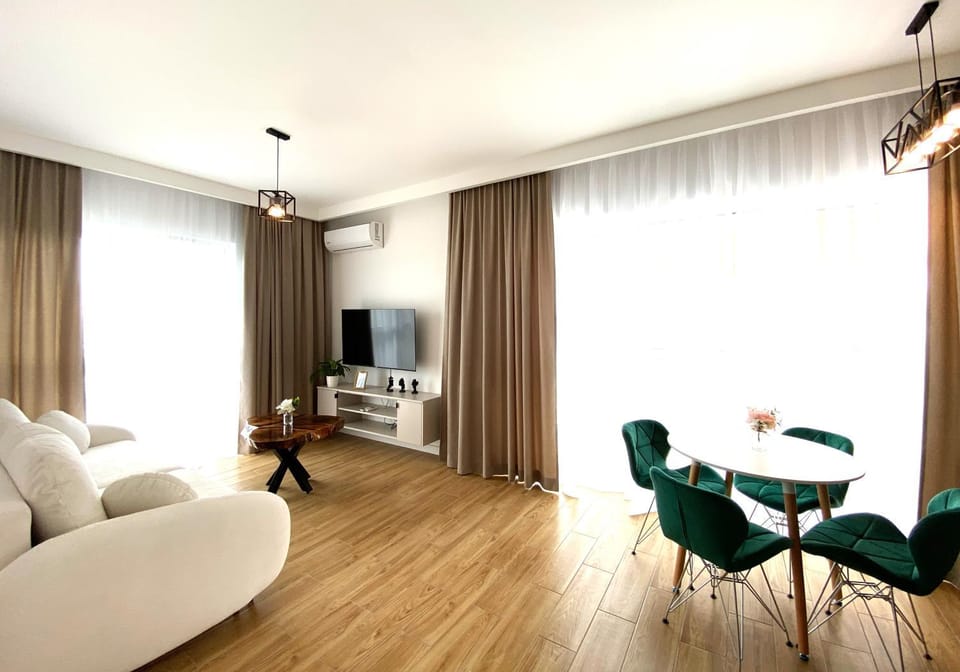 Living room, Seating area, air conditioner