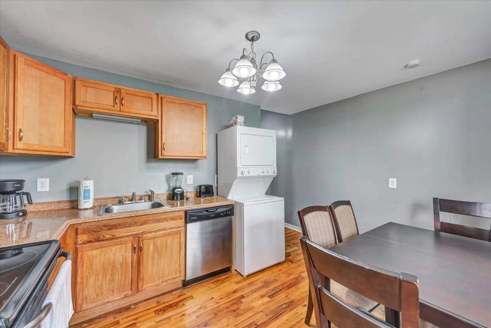 Historic First Floor Tower Grove Unit STL 1E House in southwest garden