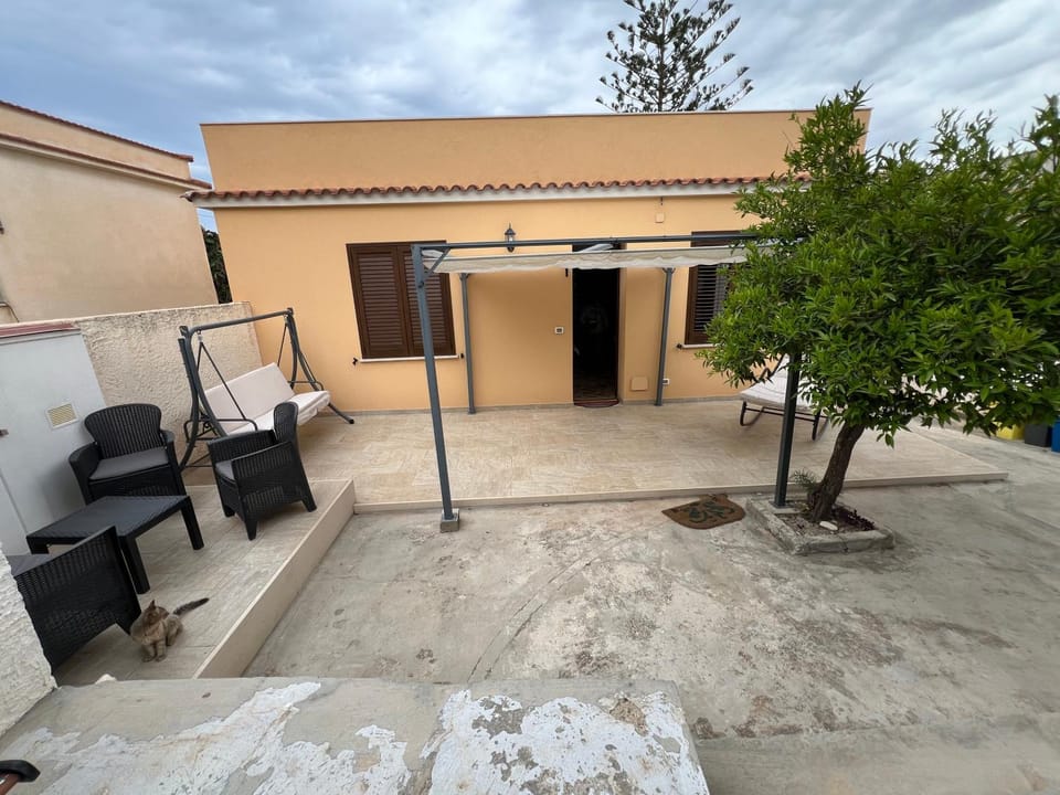 Property building, Patio, Day