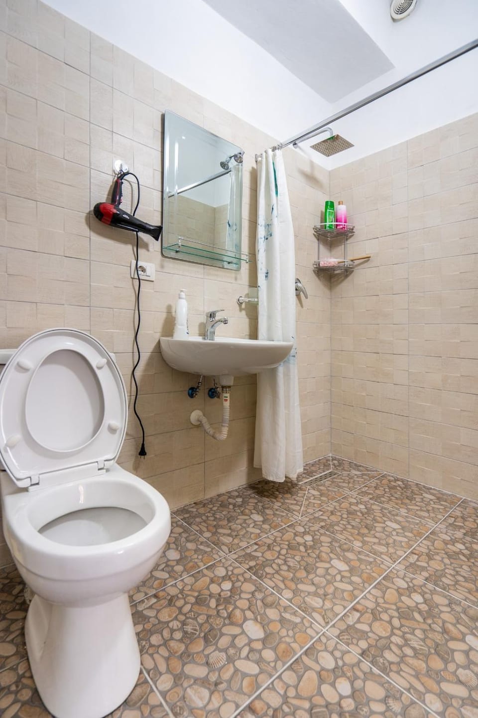 Shower, Toilet, Bathroom