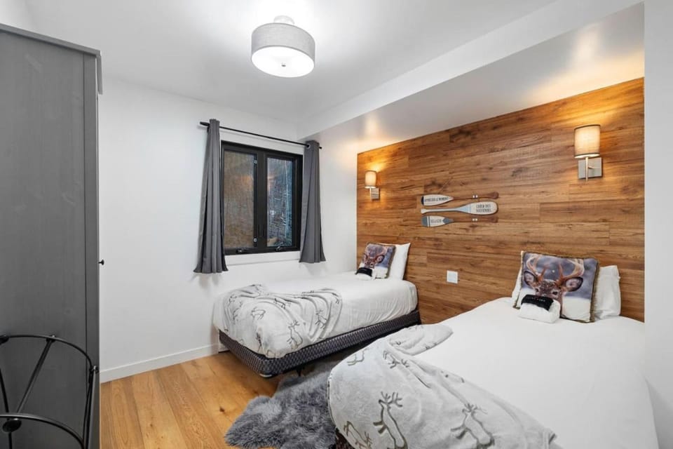 Country Chic Condo with Views of Mont-Tremblant House in Mont-Tremblant