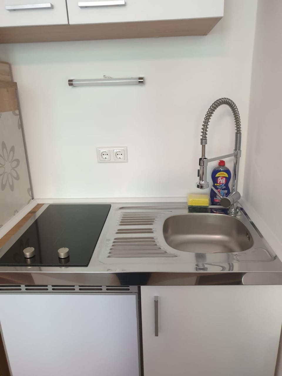 Kitchen or kitchenette, stove, stove, kitchen, kitchen
