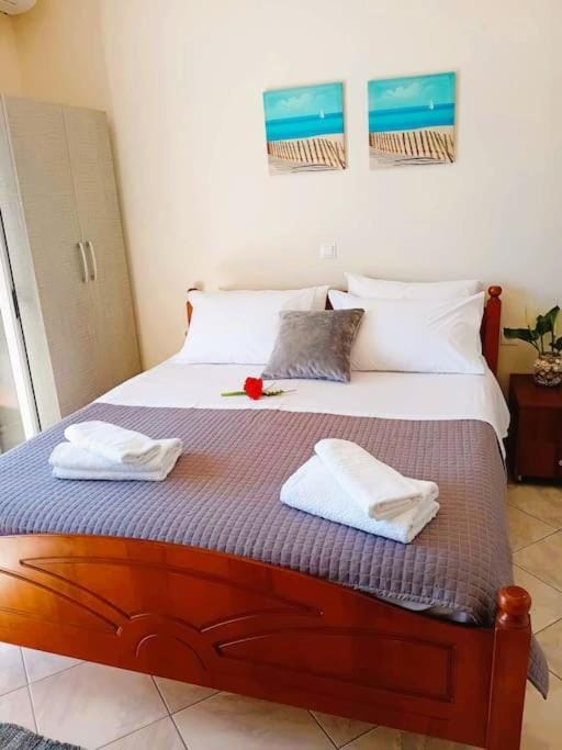 Sea Side Serenity 6 Apartment in Vlorë County, Albania