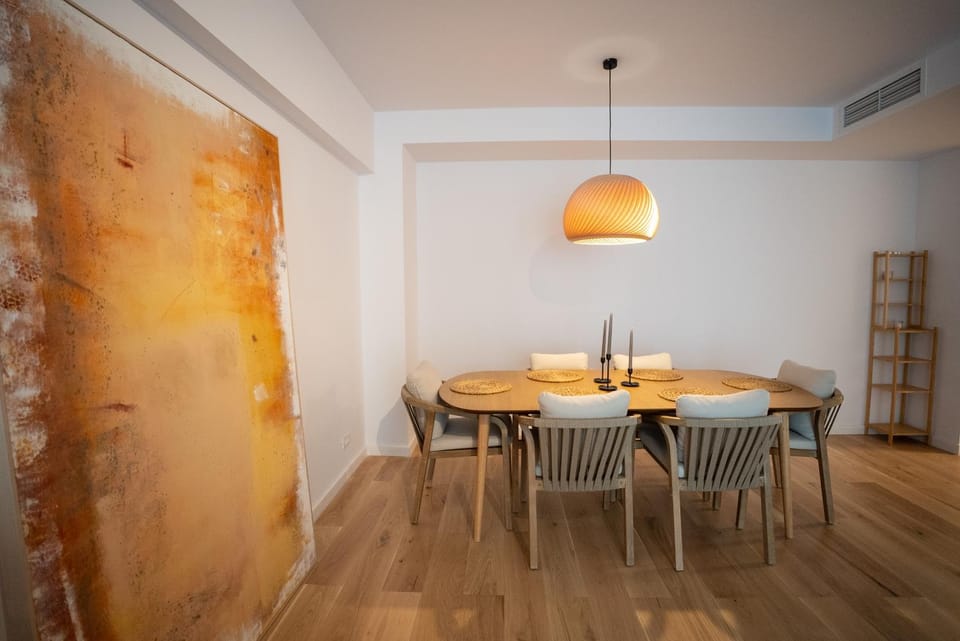 Living room, Dining area