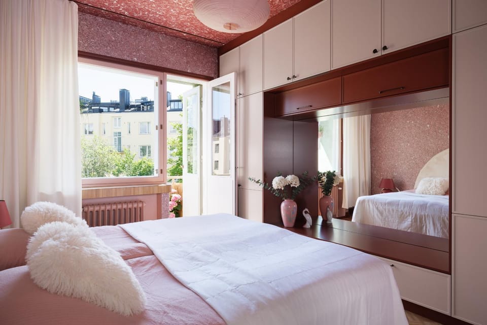 Grand Lotus Suite 96 m2, parkkipaikka Apartment in Helsinki
