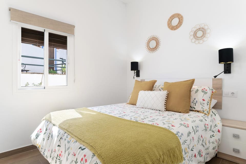 Living room, Bedroom