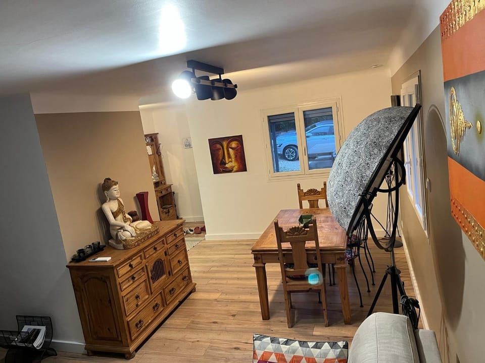 Villa dans la forêt provençale Apartment in French Riviera