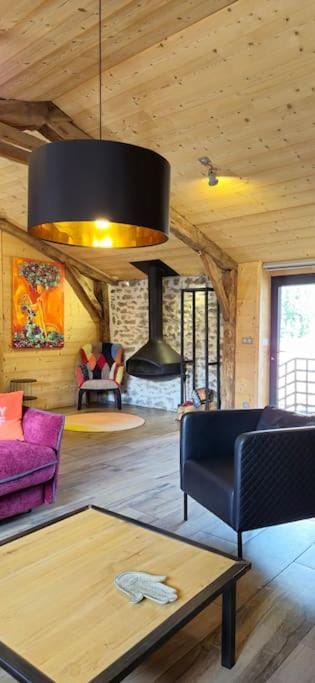 La Maison De Pierre House in Auvergne-Rhône-Alpes