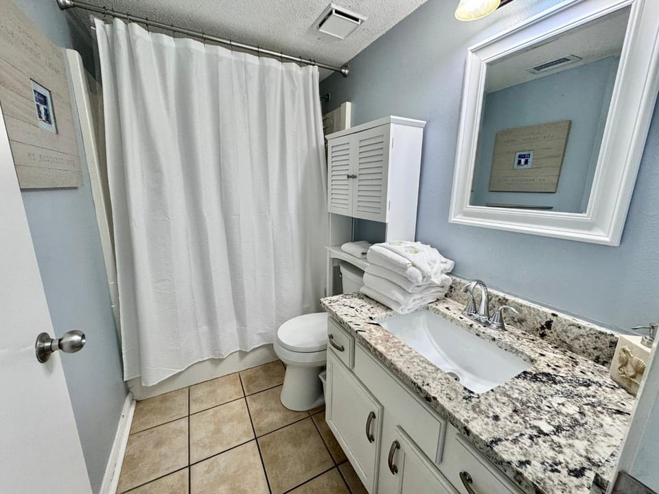 Bathroom, Bath