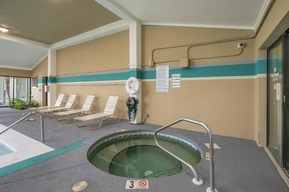 Romar Place-1106 by Vacation Homes Collection Apartment in Orange Beach