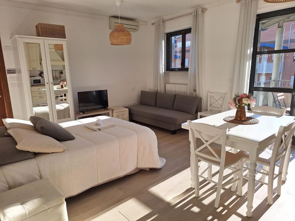 Incantevole Appartamento Monolocale Alba 4 Apartment in Piedmont