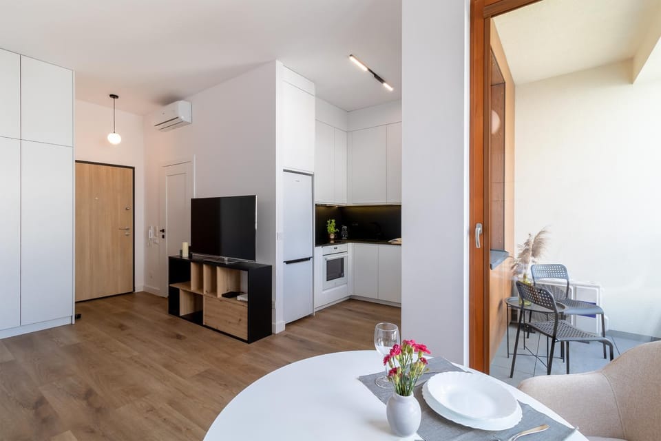 Comfortable Studio - Business Center Apartment in Warsaw