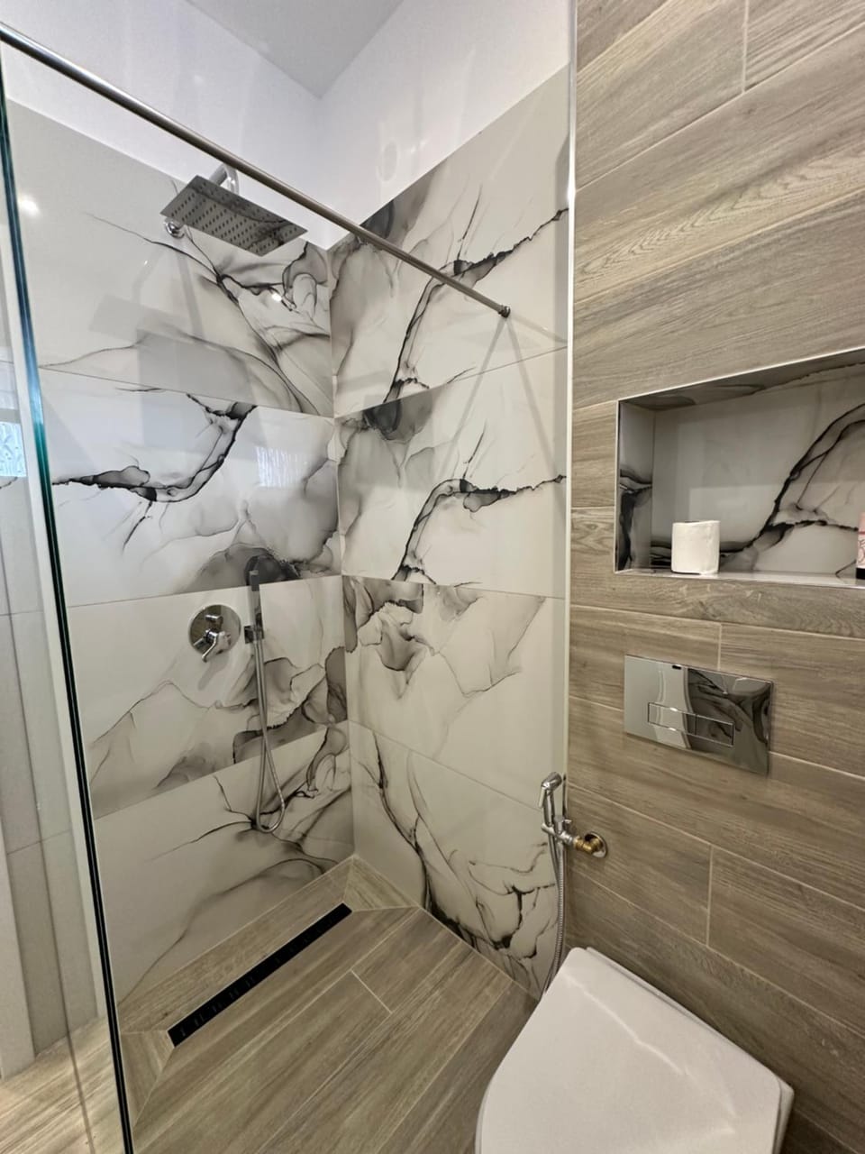 Shower, Bathroom