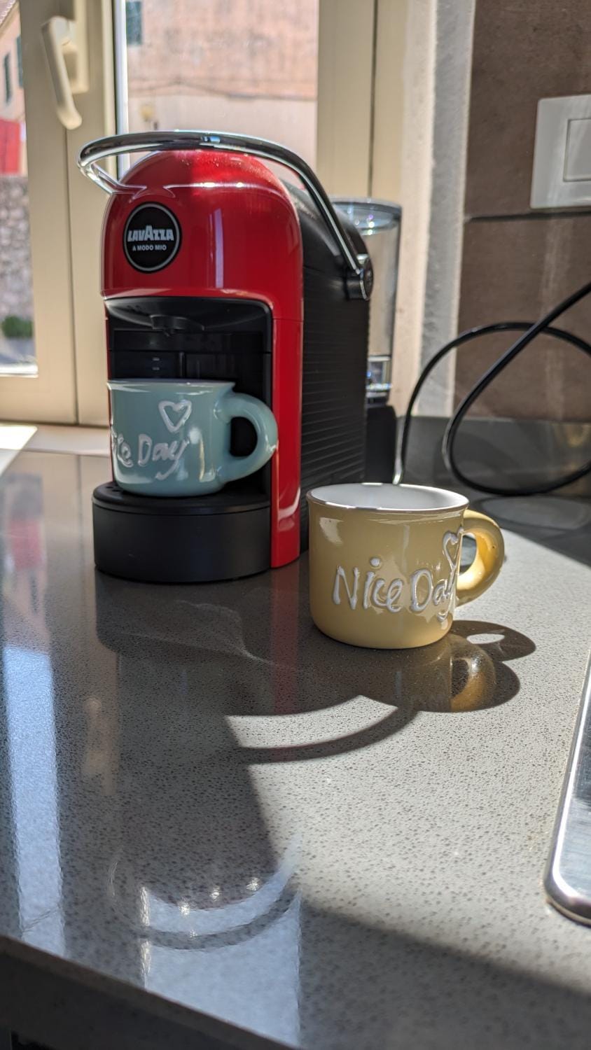 Coffee/tea facilities, kitchen