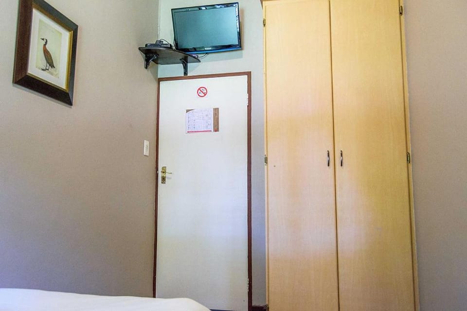 Bed, TV and multimedia