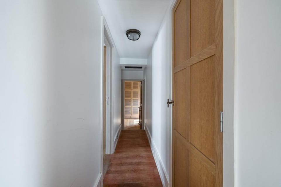 Stunning Juan Les Pins 5 bed Villa with Pool Villa in Antibes