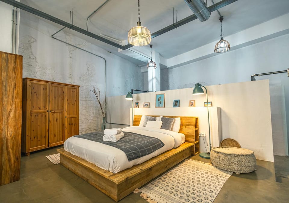 Bed, Photo of the whole room, Bedroom, wardrobe