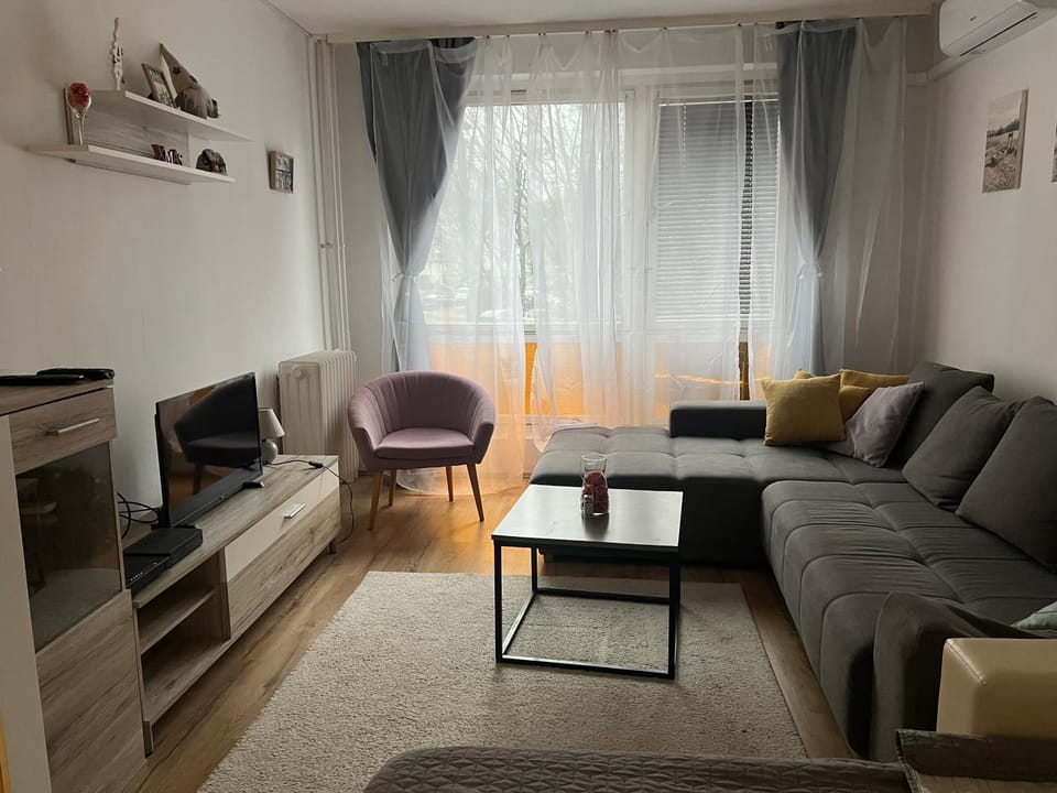 Small Apartman Apartment in Hungary
