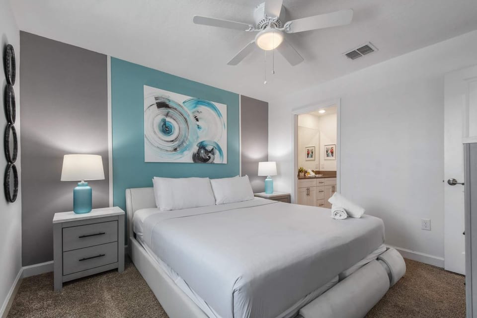 Bed, Bedroom